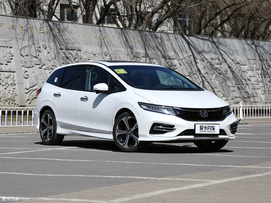 2017ܵ 210TURBO CVTA 5