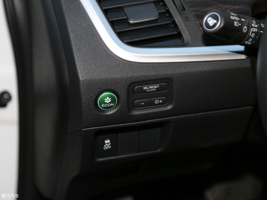 2017ܵ 210TURBO CVTA 5