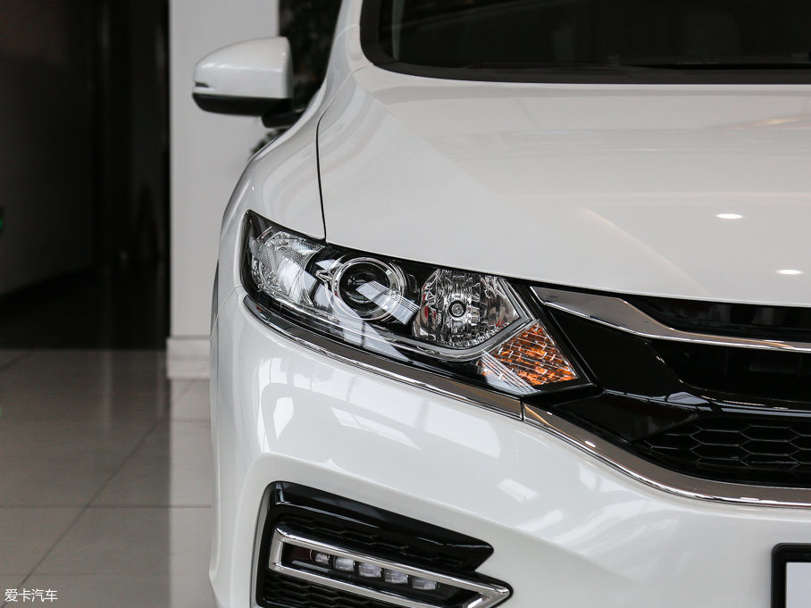 2017ܵ 210TURBO CVTL(fng)а 5