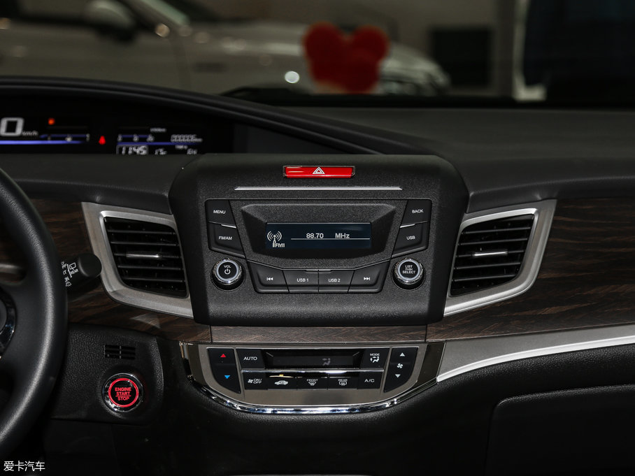 2017ܵ 210TURBO CVTLа 5