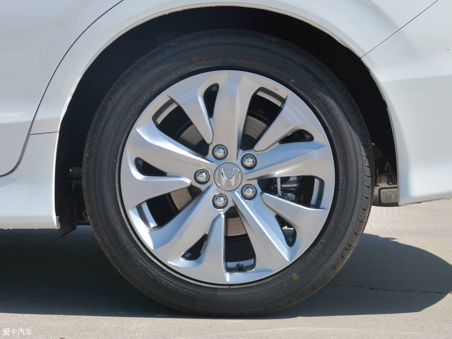 2017ܵ 1.8L Ԅ(dng)(jng) 5