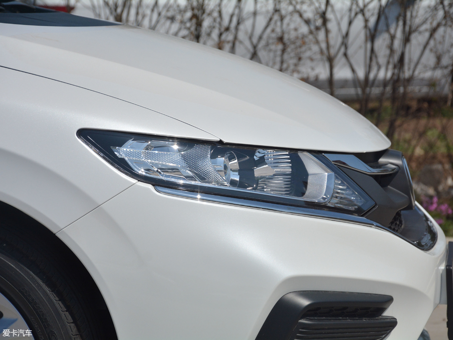 2017ܵ 1.8L Ԅӽ(jng) 5