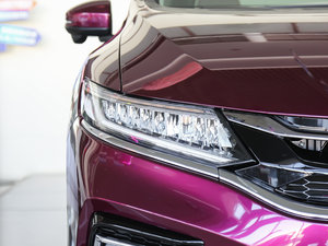 2017210TURBO CVTA 6 ^