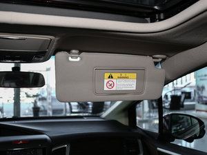 2017210TURBO CVTA 6 g