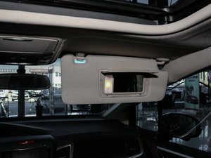 2017210TURBO CVTA 6 g