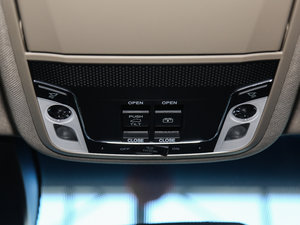 2017210TURBO CVTA 6 g