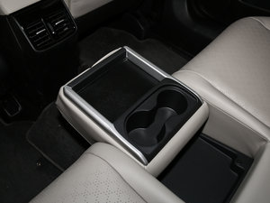 2017210TURBO CVTA 5 g