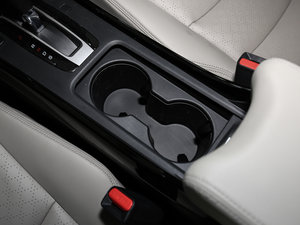 2017210TURBO CVTA 5 g