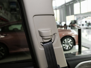 2017210TURBO CVTA 5 g