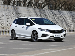 2017210TURBO CVTA 5 w^