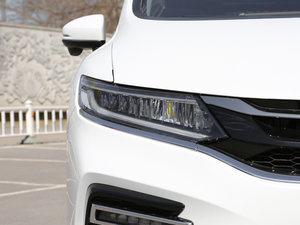 2017210TURBO CVTA 5 (x)(ji)^