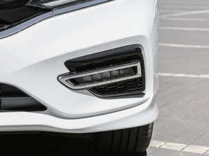 2017210TURBO CVTA 5 ǰF