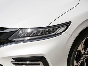 2017210TURBO CVTA 5 (x)(ji)^