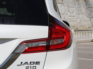 2017210TURBO CVTA 5 β