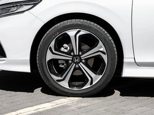 2017210TURBO CVTA 5 ݆Ȧ