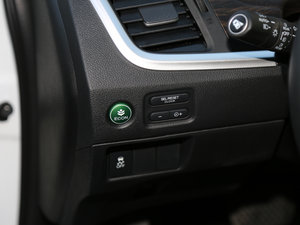 2017210TURBO CVTA 5 g