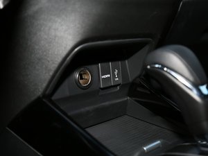 2017210TURBO CVTA 5 g