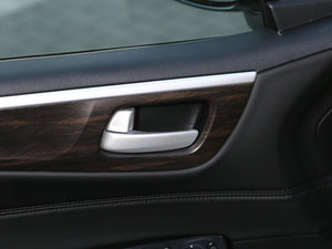 2017210TURBO CVTA 5 g