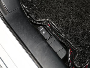 2017210TURBO CVTA 5 g