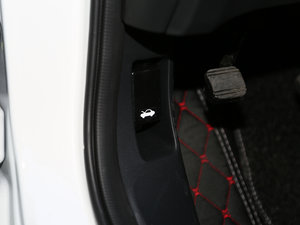 2017210TURBO CVTA 5 g