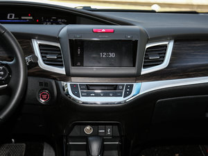 2017210TURBO CVTA 5 п_