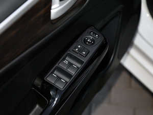 2017210TURBO CVTA 5 {܇ƅ^	