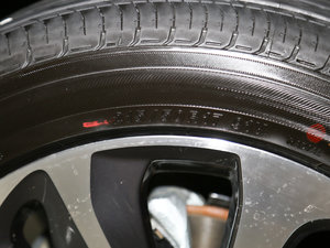 2017210TURBO CVTLа 5 ݆̥ߴ