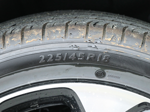 2017210TURBO CVTA 5 ݆̥ߴ