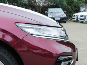 2017210TURBO CVTA 5 ^