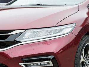 2017210TURBO CVTA 5 ^