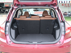 2017210TURBO CVTA 5 g