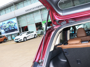 2017210TURBO CVTA 5 g