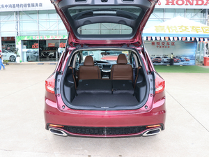 2017210TURBO CVTA 5 g