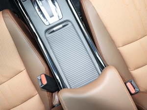 2017210TURBO CVTA 5 g