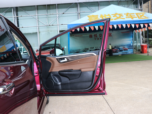 2017210TURBO CVTA 5 g