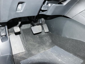 2017210TURBO CVTA 5 g