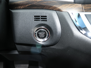 2017210TURBO CVTA 5 п؅^