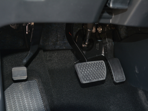 20171.8L Ԅ(dng)(jng) 5 п؅^(q)