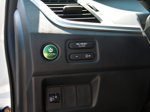 20171.8L Ԅ(dng)(jng) 5 п؅^(q)