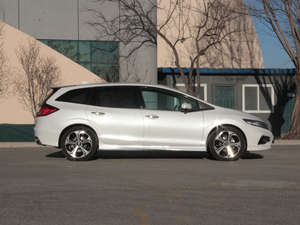 2017210TURBO CVTA 6 w^