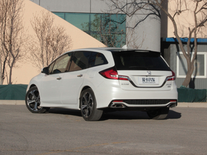 2017210TURBO CVTA 6 45