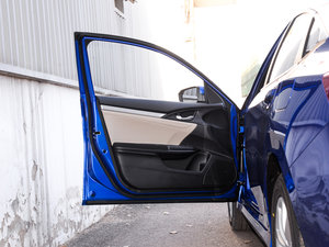 2017180TURBO Ԅm {λ܇T