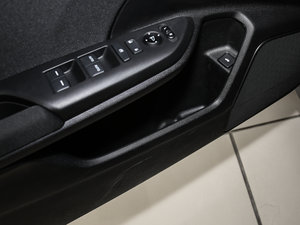 2017180TURBO Ԅm ǰTg