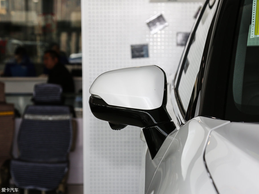 2017UR-V 370TURBO  V