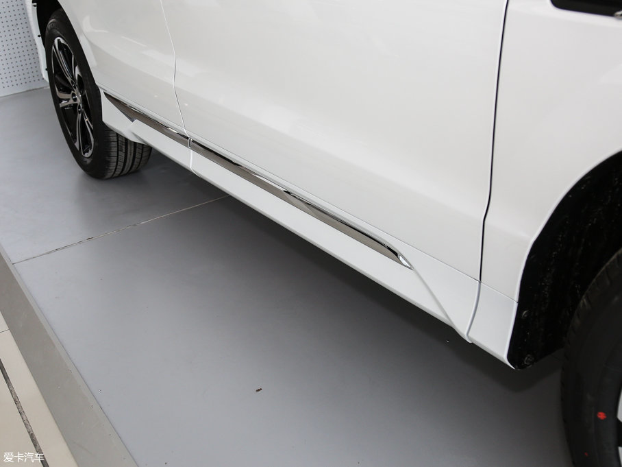 2017UR-V 370TURBO  V