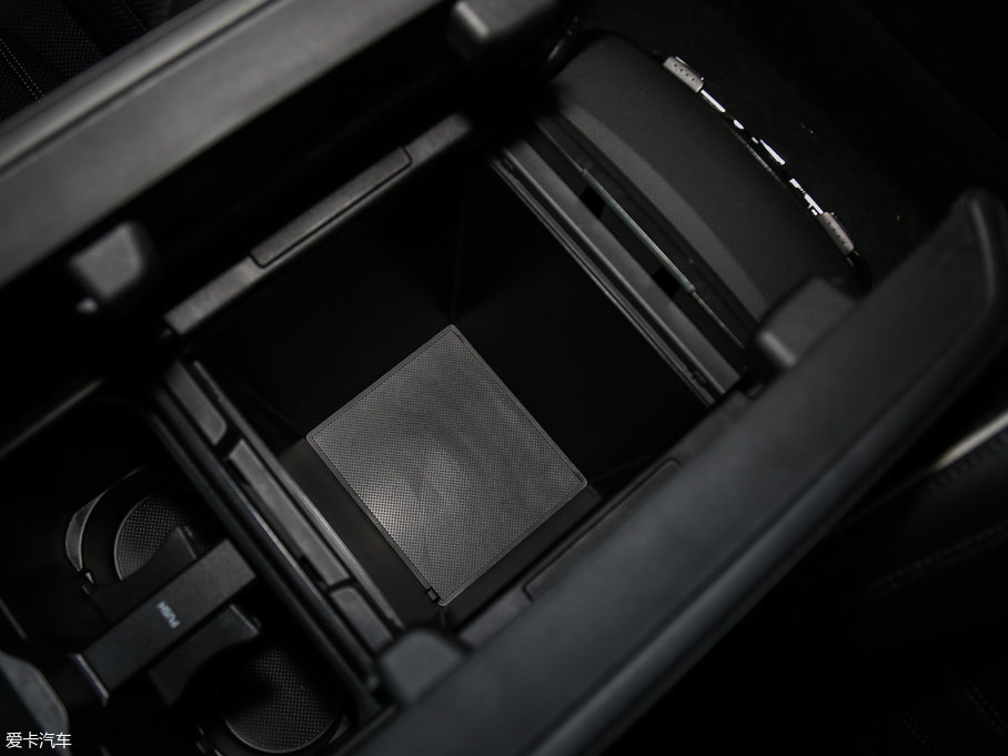 2017UR-V 370TURBO (q) (gu)V