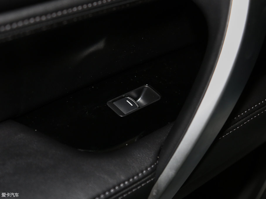 2017UR-V 370TURBO (q) V