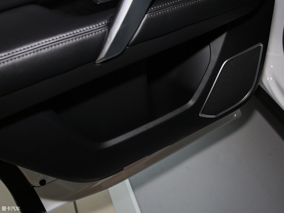 2017UR-V 370TURBO  V