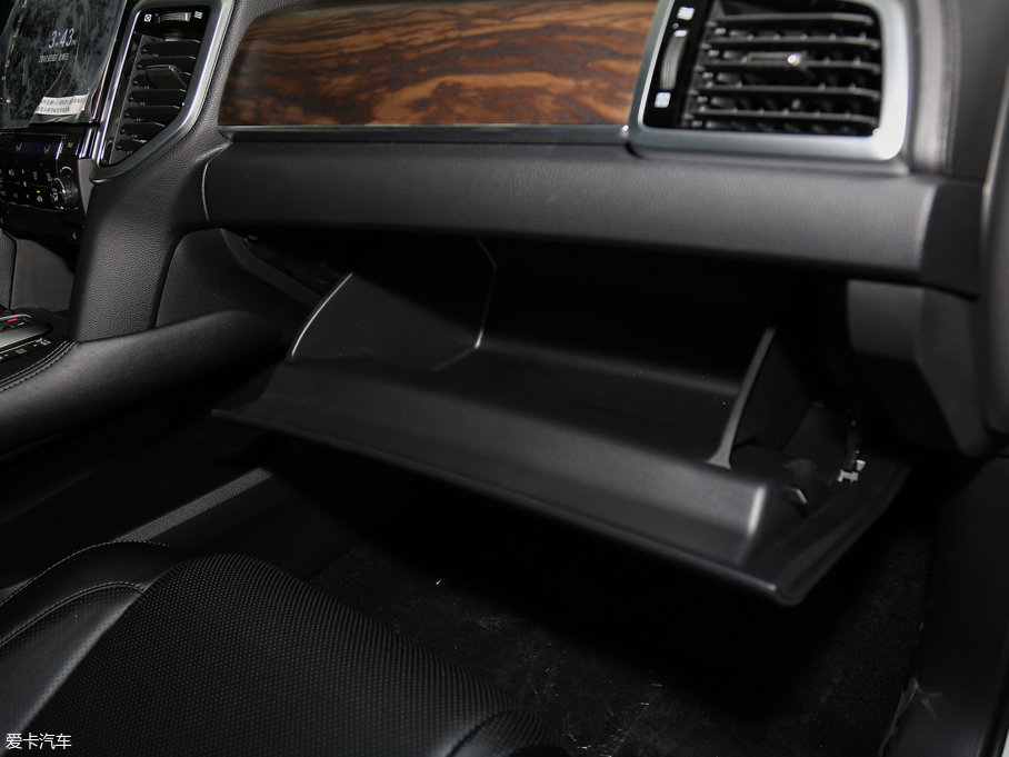 2017UR-V 370TURBO  V