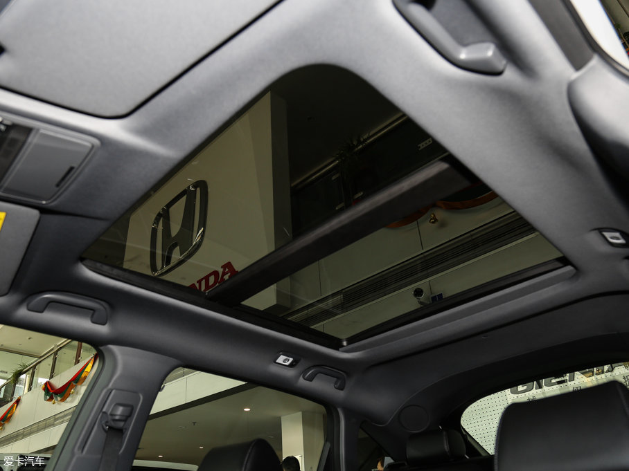 2017UR-V 370TURBO (q) V